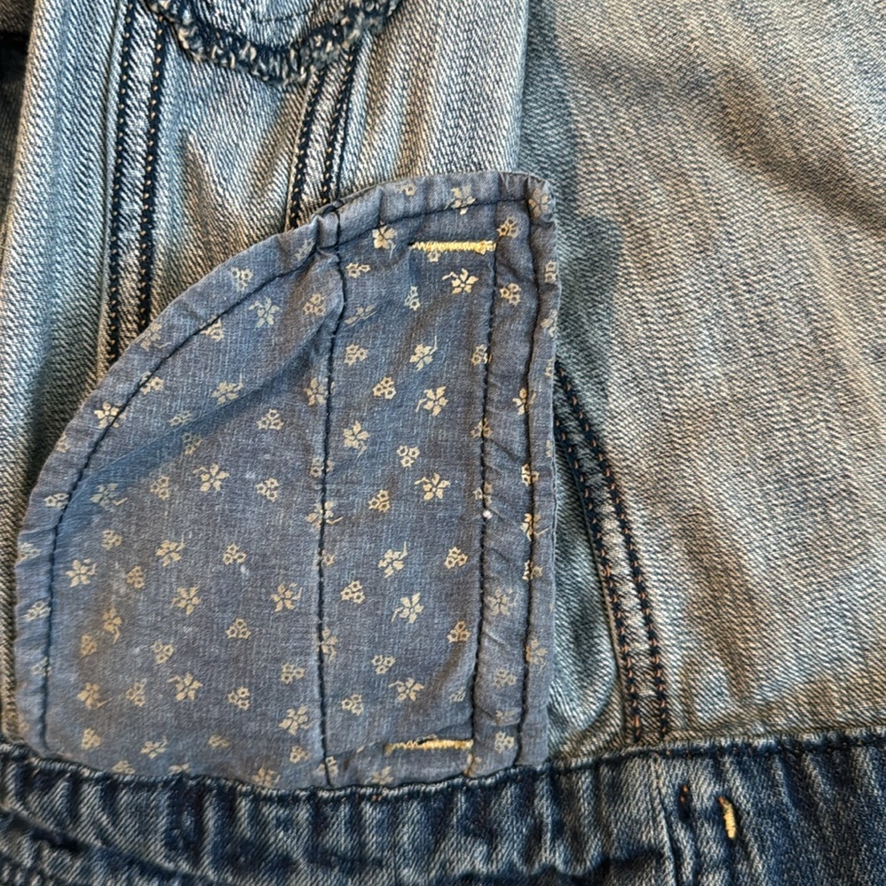 Jean jacket - Picture 5 of 6